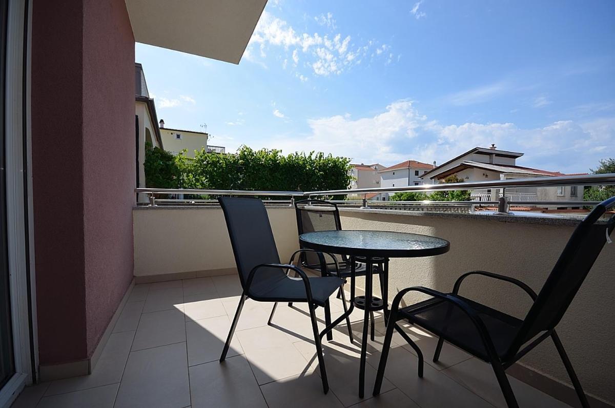 Mila Vodice Exterior foto